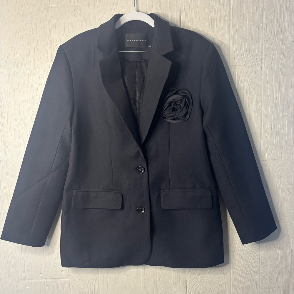 Endless Rose Corsage Blazer